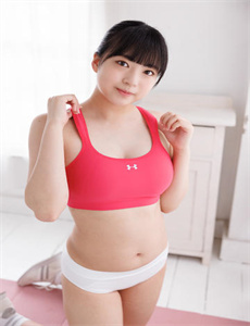 《小莹的乳汁-美女12345》