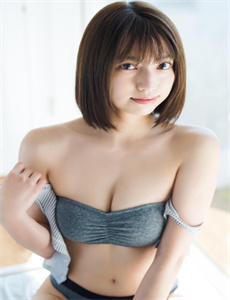 《中学女生进男生浴室偷拍-儿女传奇之百草奇缘》